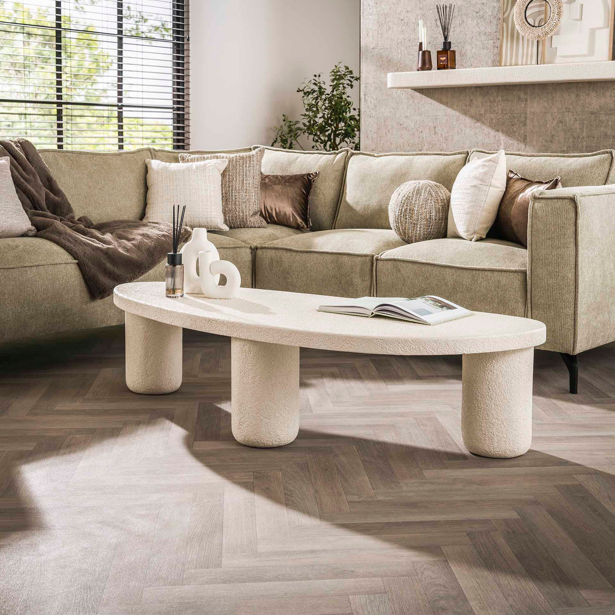 Sinan XL driehoekige salontafel marmer composiet