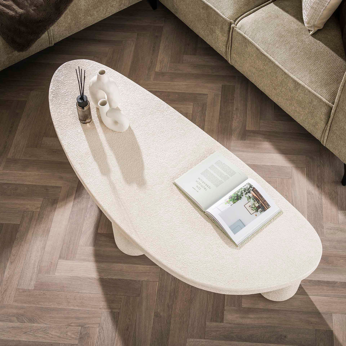 Sinan XL driehoekige salontafel marmer composiet