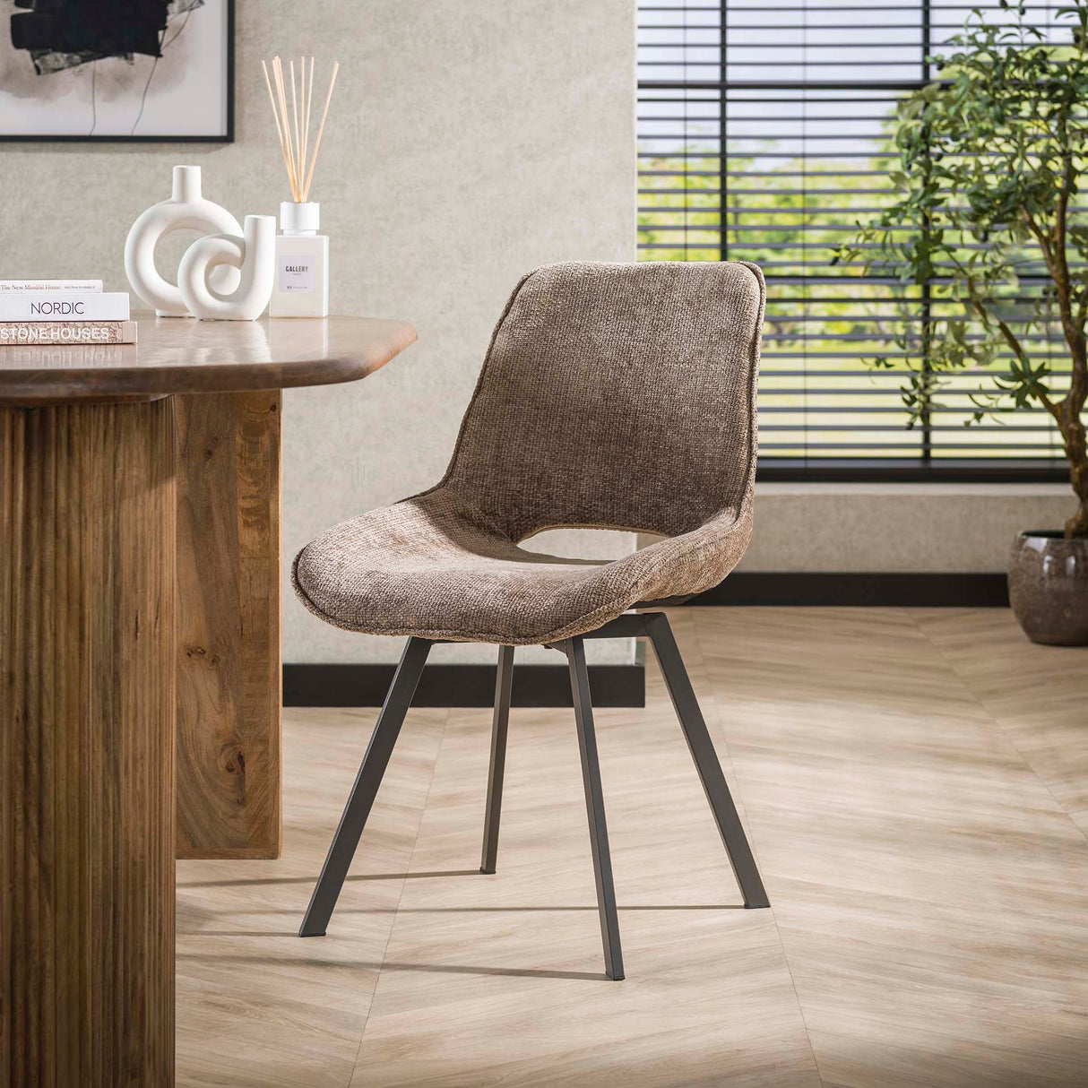 Set van 4 eetkamerstoelen Riviera Rich champagne draaibaar