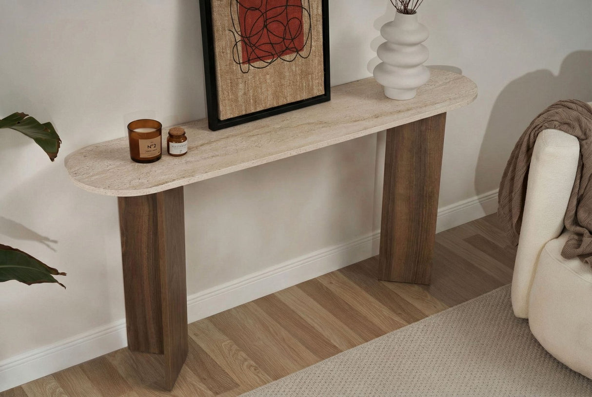 Moderne ovale sidetable met een travertin look blad en walnoot melamine onderstel. Stijlvol minimalistisch design.