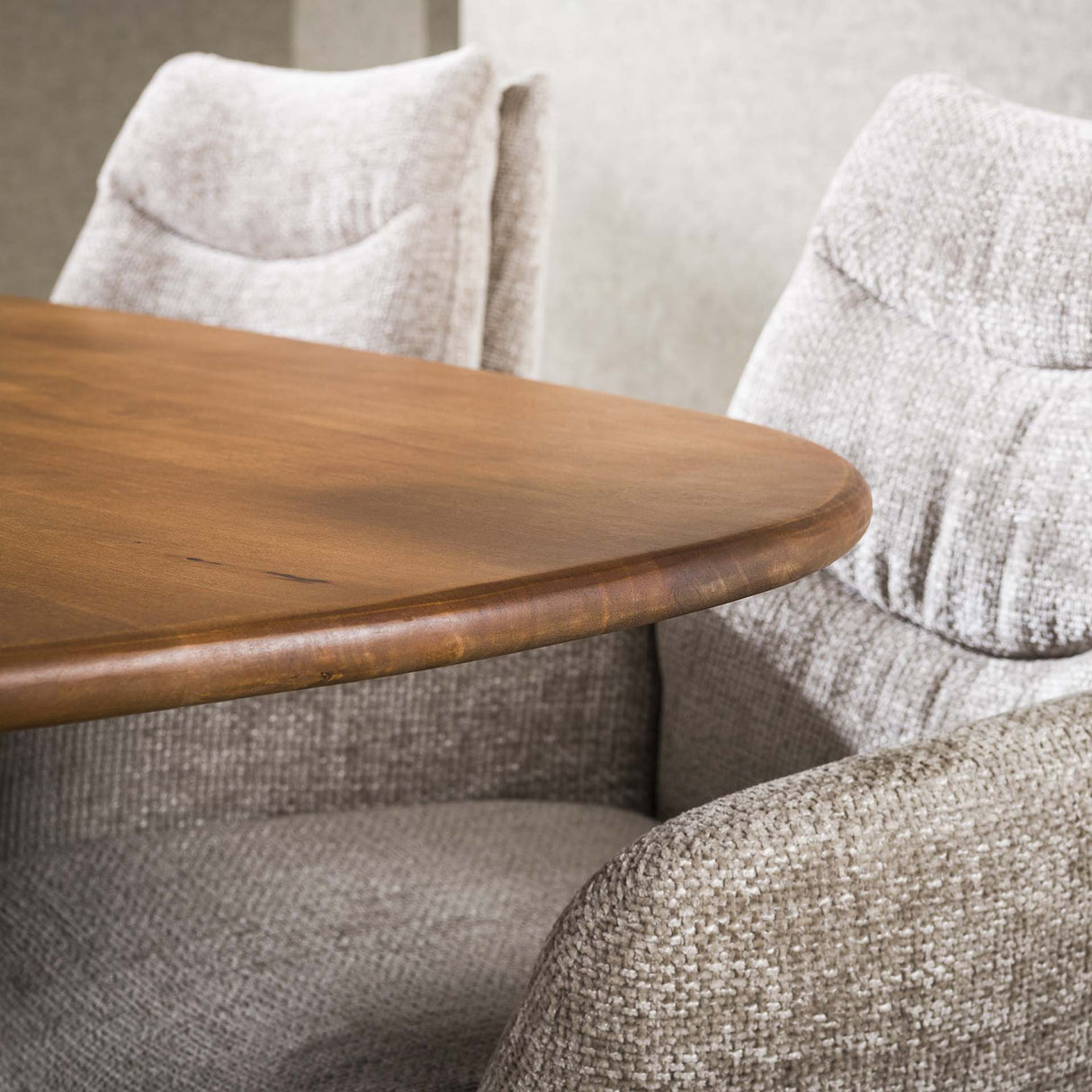 Deens Ovale Eettafel Cody Mangohout 215 cm