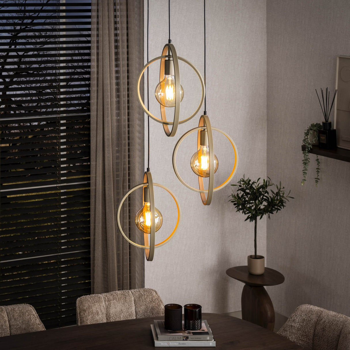 Moderne Hanglamp Beige Otan getrapt 3-lichts