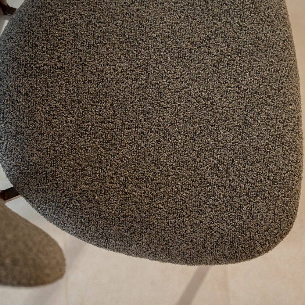 Eetkamerstoelen-Japandi Eetkamerstoel Yura Taupe - Walnootlook Frame-Dimehouse