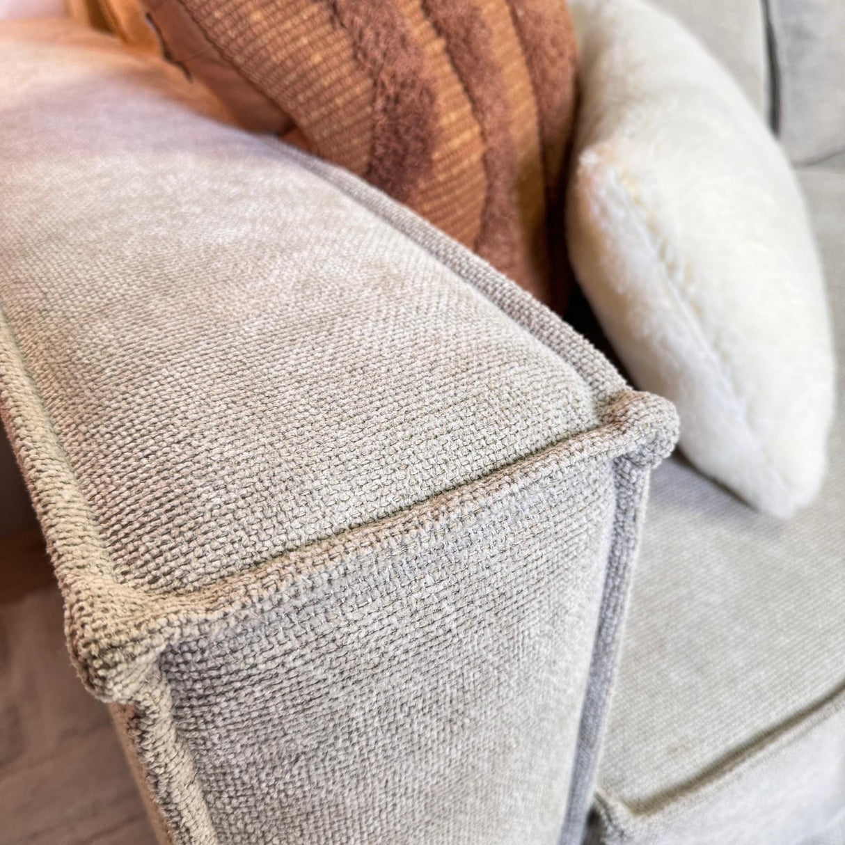 Hoekbank met chaise longue beige chenille Yara - rechts