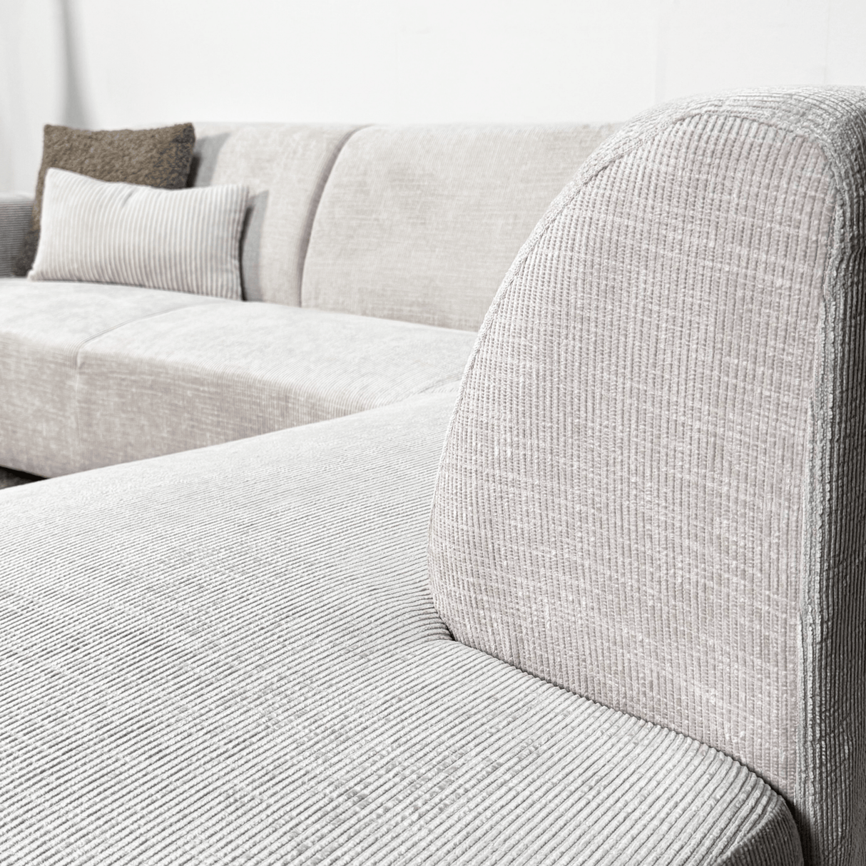 Hoekbank met chaise longue beige chenille stof Manon - rechts