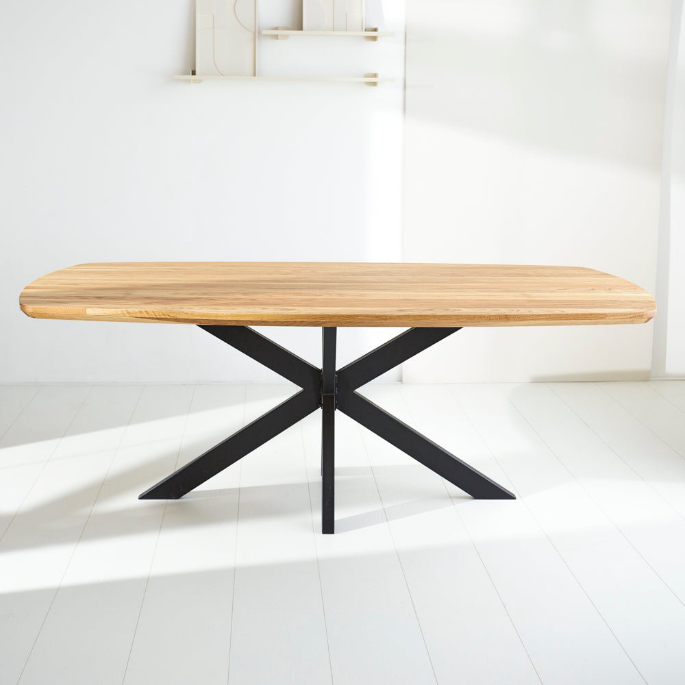 Eettafel Mikkel Eikenhout Deens Ovaal Matrix Frame Klein