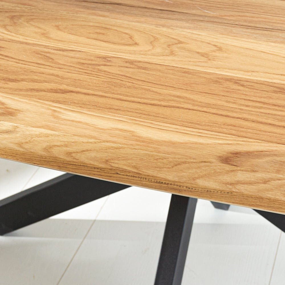 Eettafel Mikkel Eikenhout Deens Ovaal Matrix Frame Klein