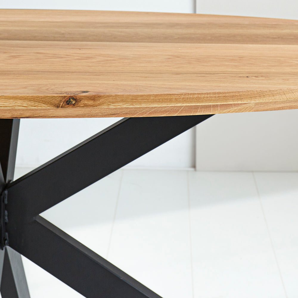 Eettafel Odin eikenhout ovaal matrix frame klein