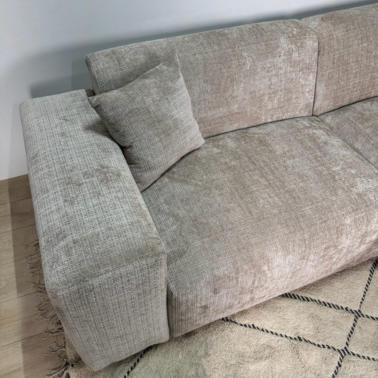 Hoekbank beige chenille Wayne 264 cm - hoek links en rechts monteerbaar