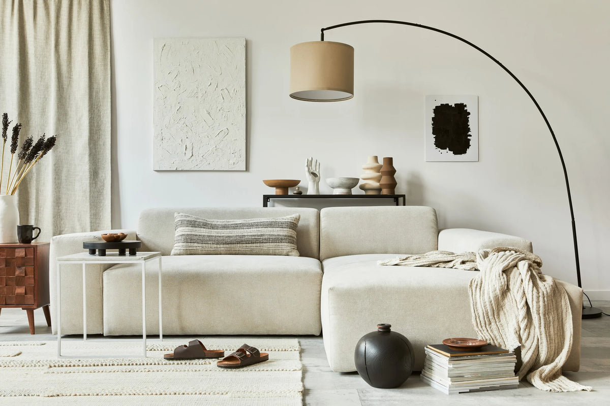 Trendalert: Sidetable achter de bank – Dimehouse