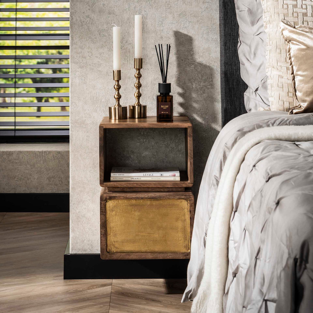 Solano Nachtkastje 1 lade Massief mango zand