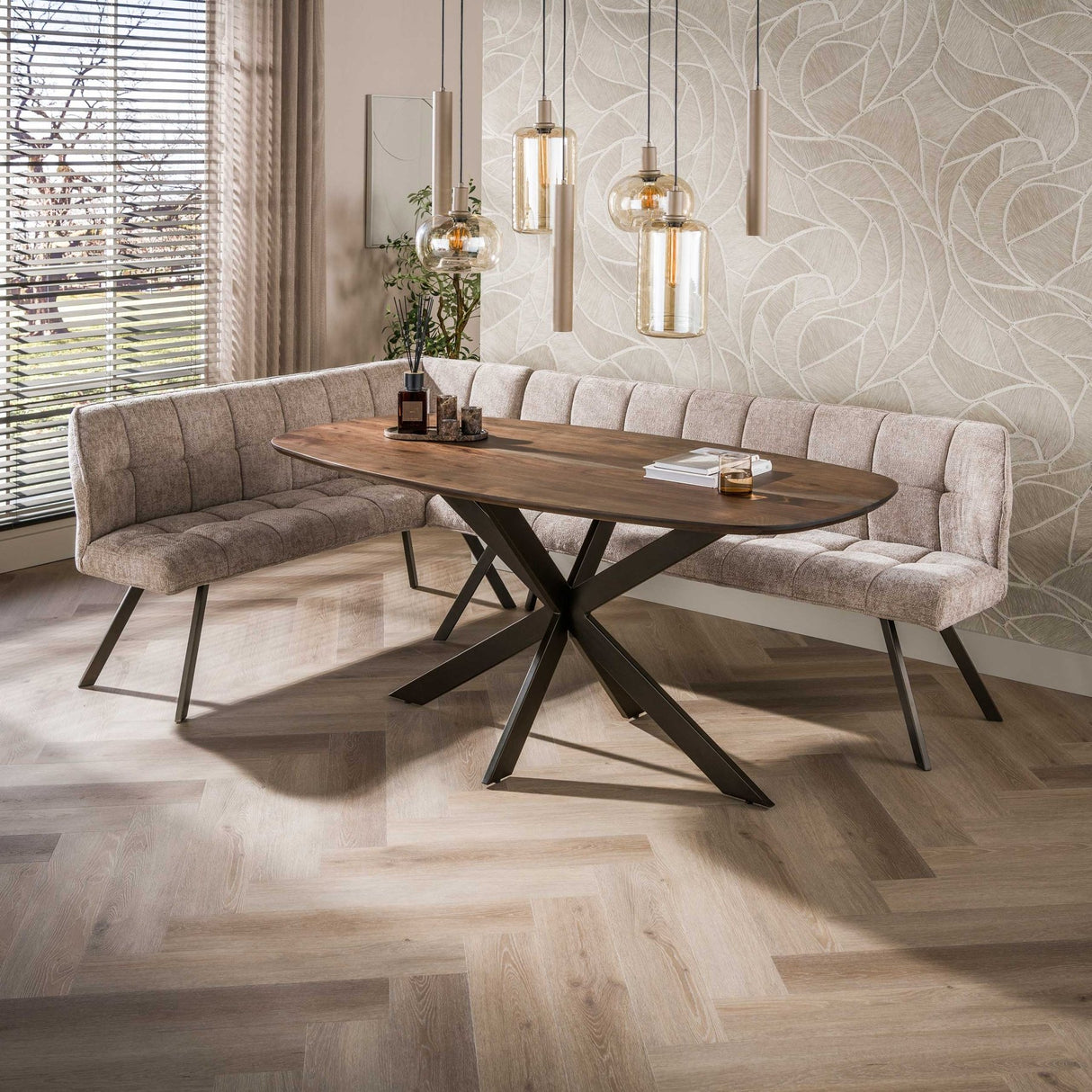 Eettafels - Deens ovale eettafel walnoot bruin massief acaciahout Tavon 180x95 cm - Dimehouse