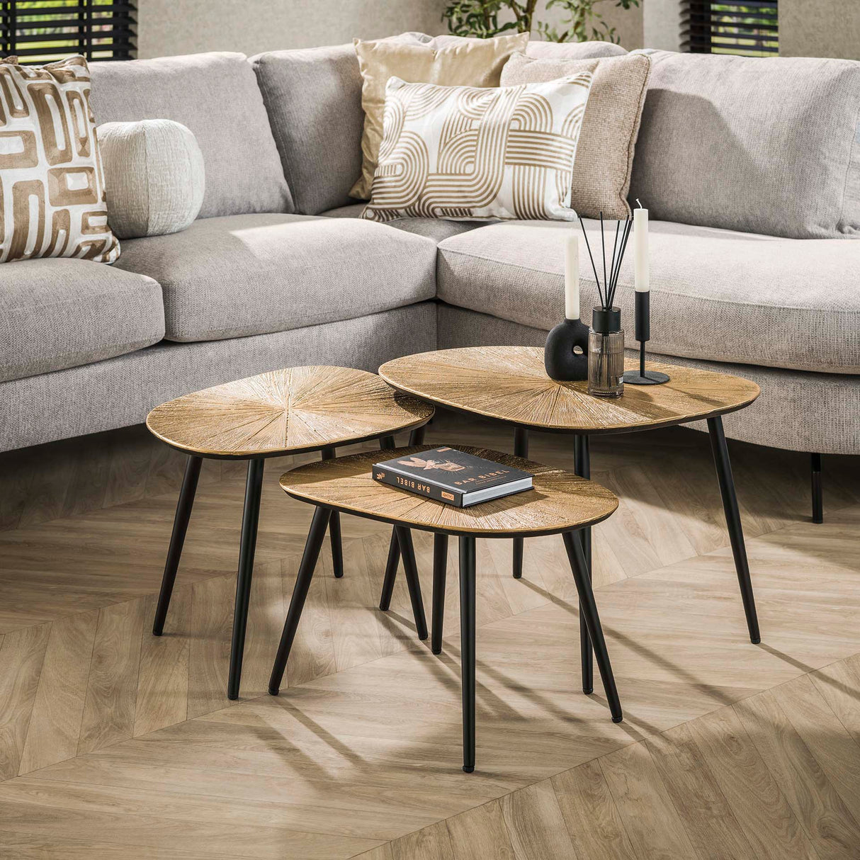 Arno Metal vierhoekige salontafel set van 3 antiek goud