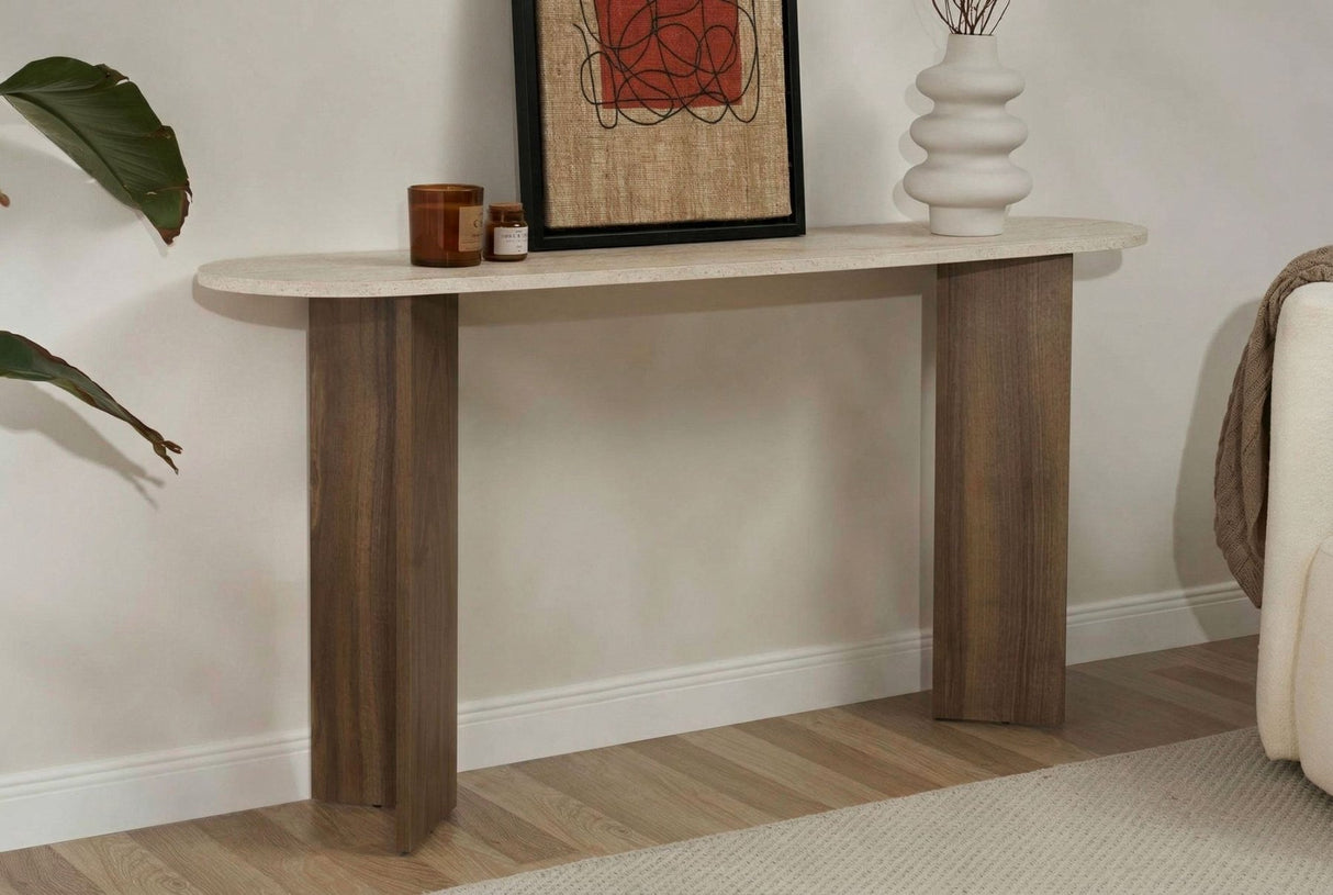 Moderne ovale sidetable met een travertin look blad en walnoot melamine onderstel. Stijlvol minimalistisch design.