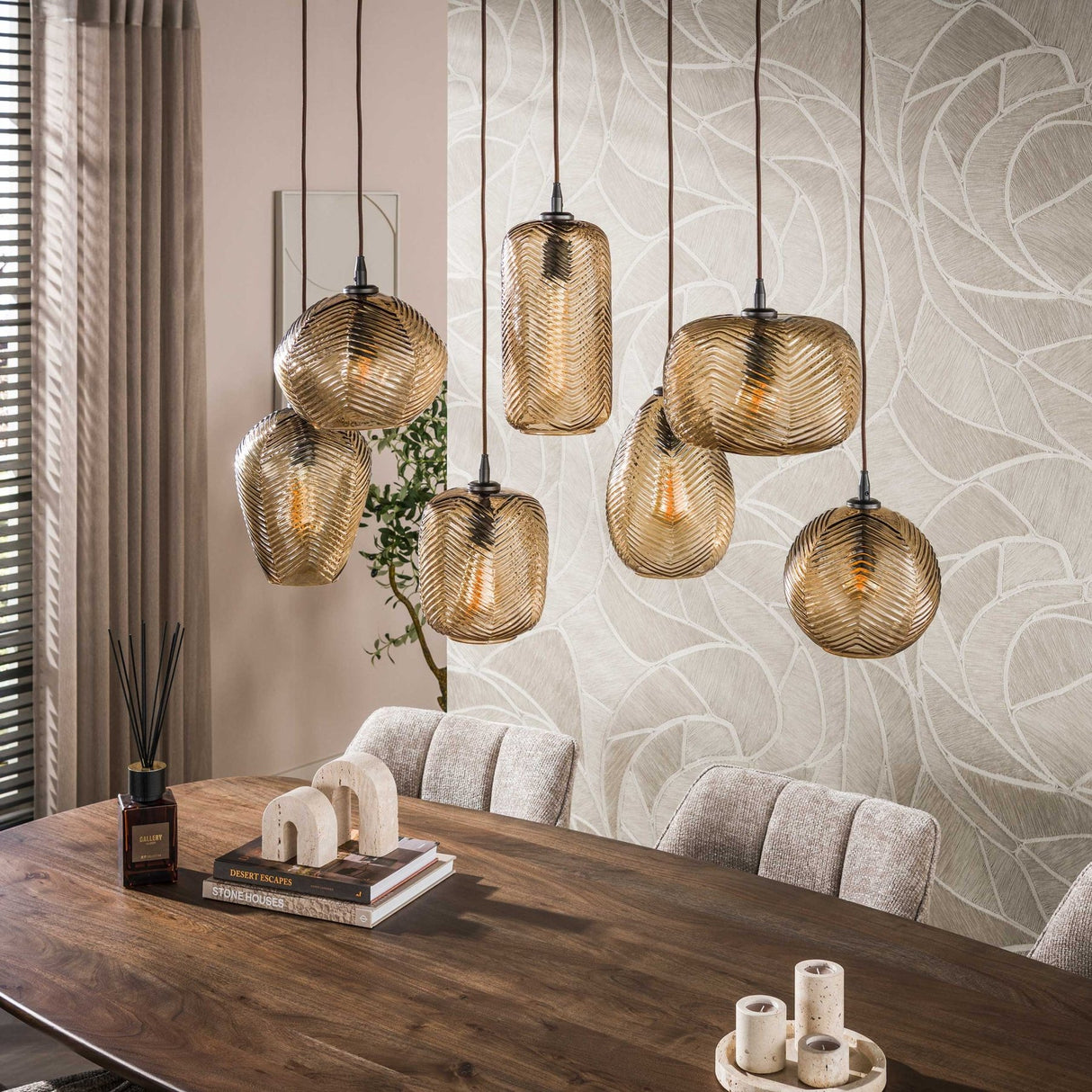 Hanglampen - Hanglamp 7 - lichts bruin reliëf glas Chen - Dimehouse