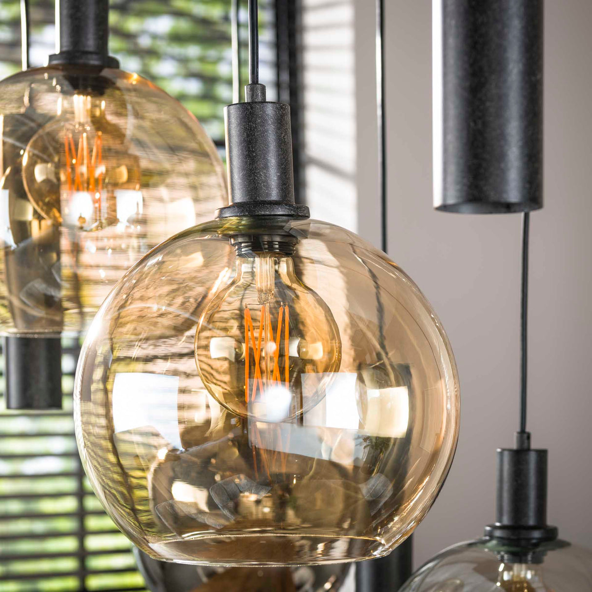 Moderne Hanglamp Glas Orbis Tricolore 5+4-lichts Zwart Metaal