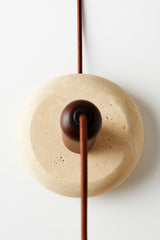 Worm - Walnut Beige Walnut Travertine Cap 24 cm breed