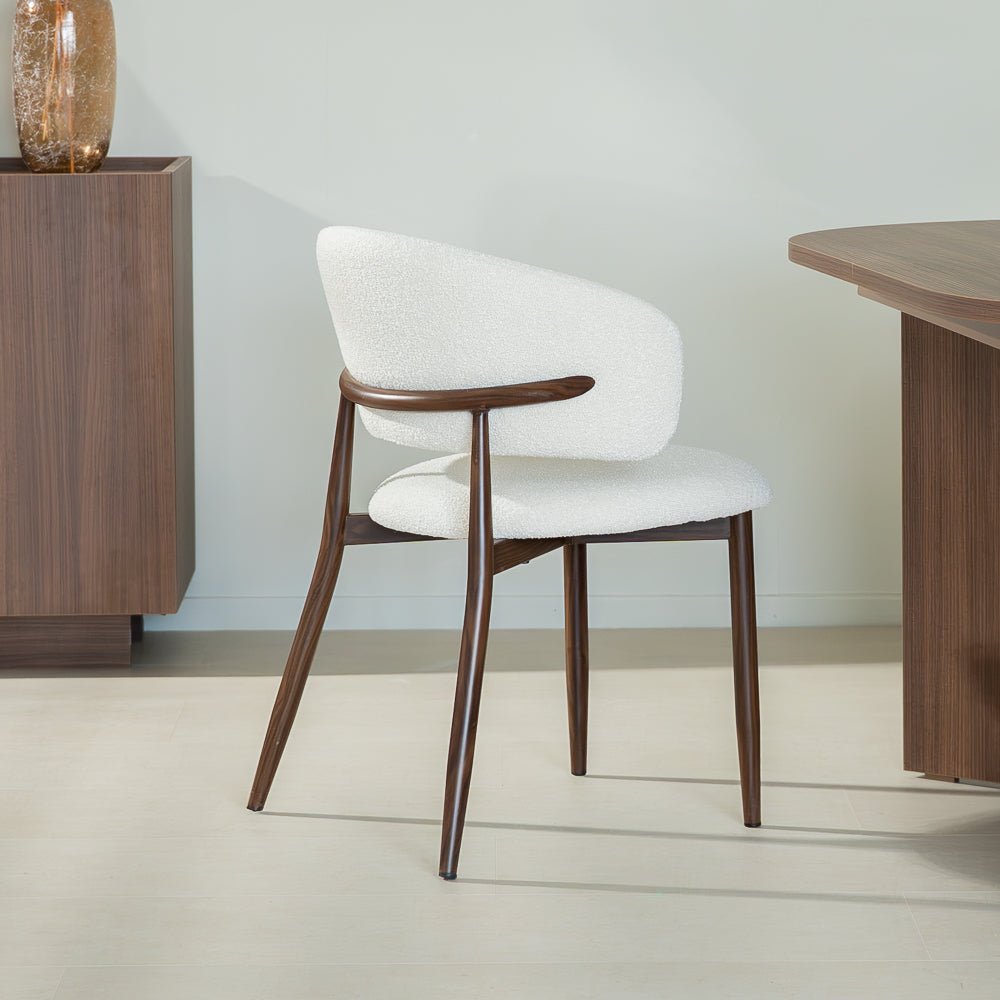 Eetkamerstoelen-Japandi Eetkamerstoel Yuka Beige - Walnootlook Frame-Dimehouse