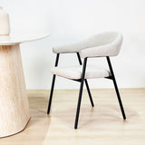 Complete Meubelset: Lea Eettafel Sintered Stone Marmerlook Travertine - Eiken Frame + 4x Lisa Eetkamerstoelen Bouclé Beige