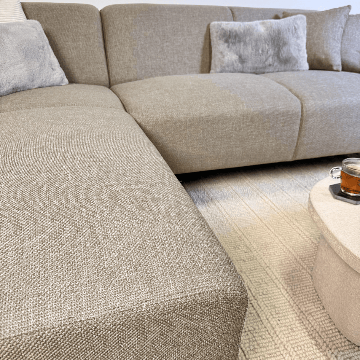 Hoekbank met compacte lounge beige gerecyclede stof Moby - links