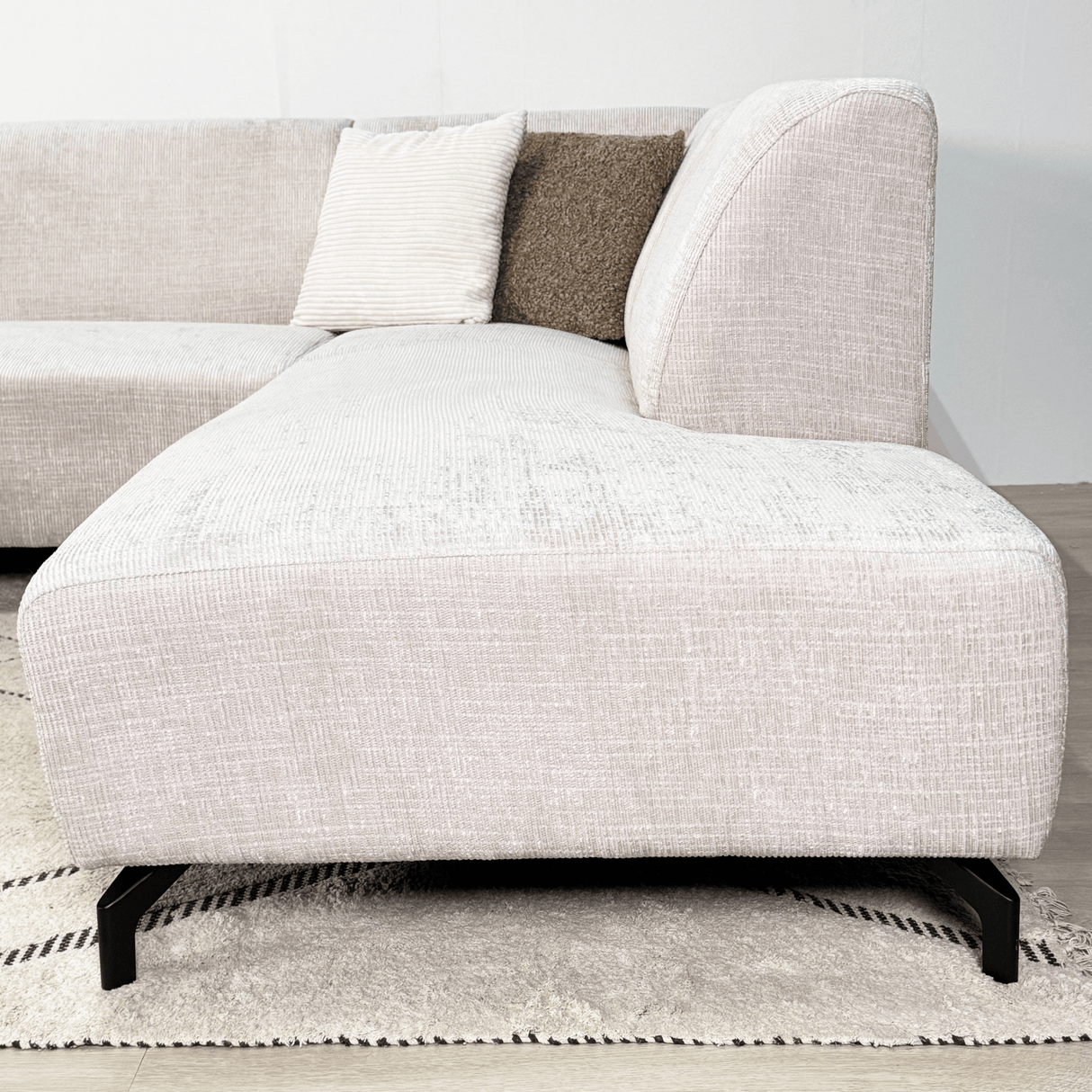Hoekbank met chaise longue beige chenille stof Manon - rechts