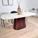 Complete Meubelset: Lea Eettafel Sintered Stone Marmerlook Travertine - Walnoot Frame + 4x Lisa Eetkamerstoelen Bouclé Zwart