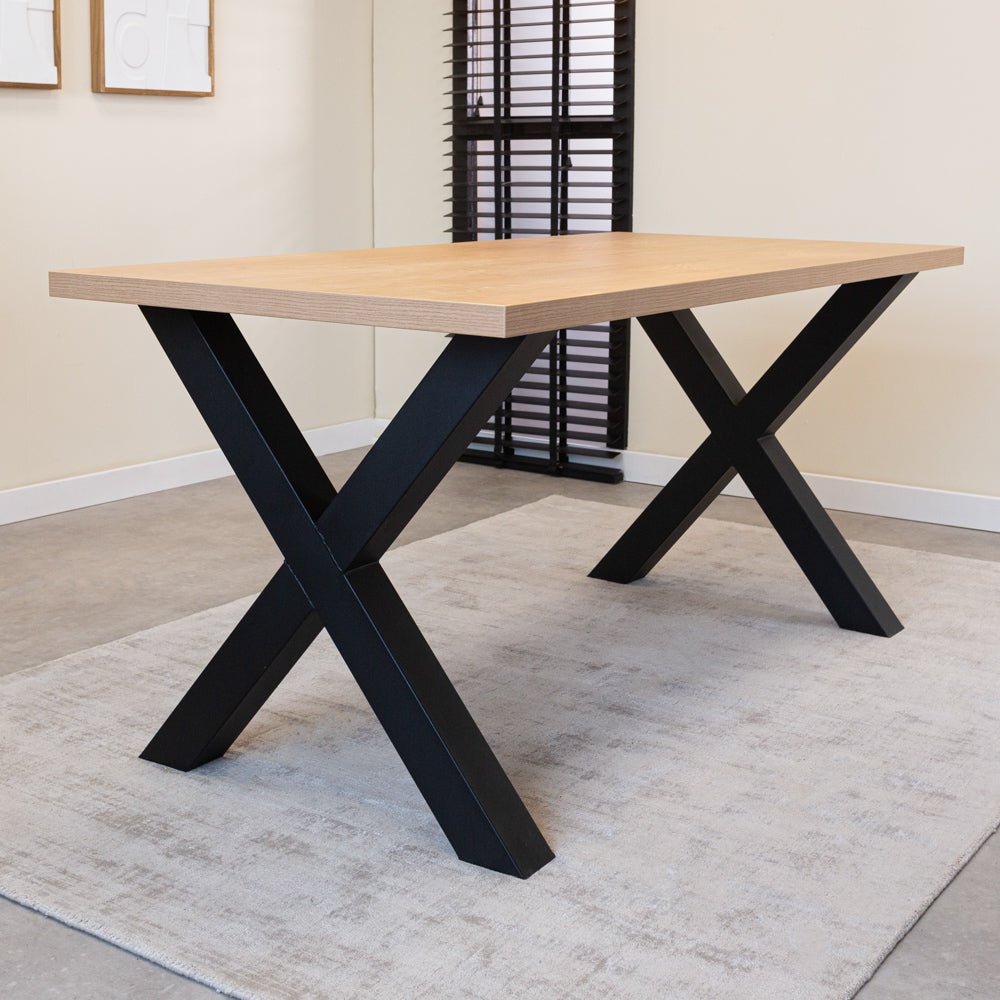 Dining table Lenzo rustic oak x-leg black