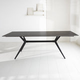 Eettafel Grace Black Dimehouse Zwart Sintered stone Sfeerfoto schuin vooraanzicht