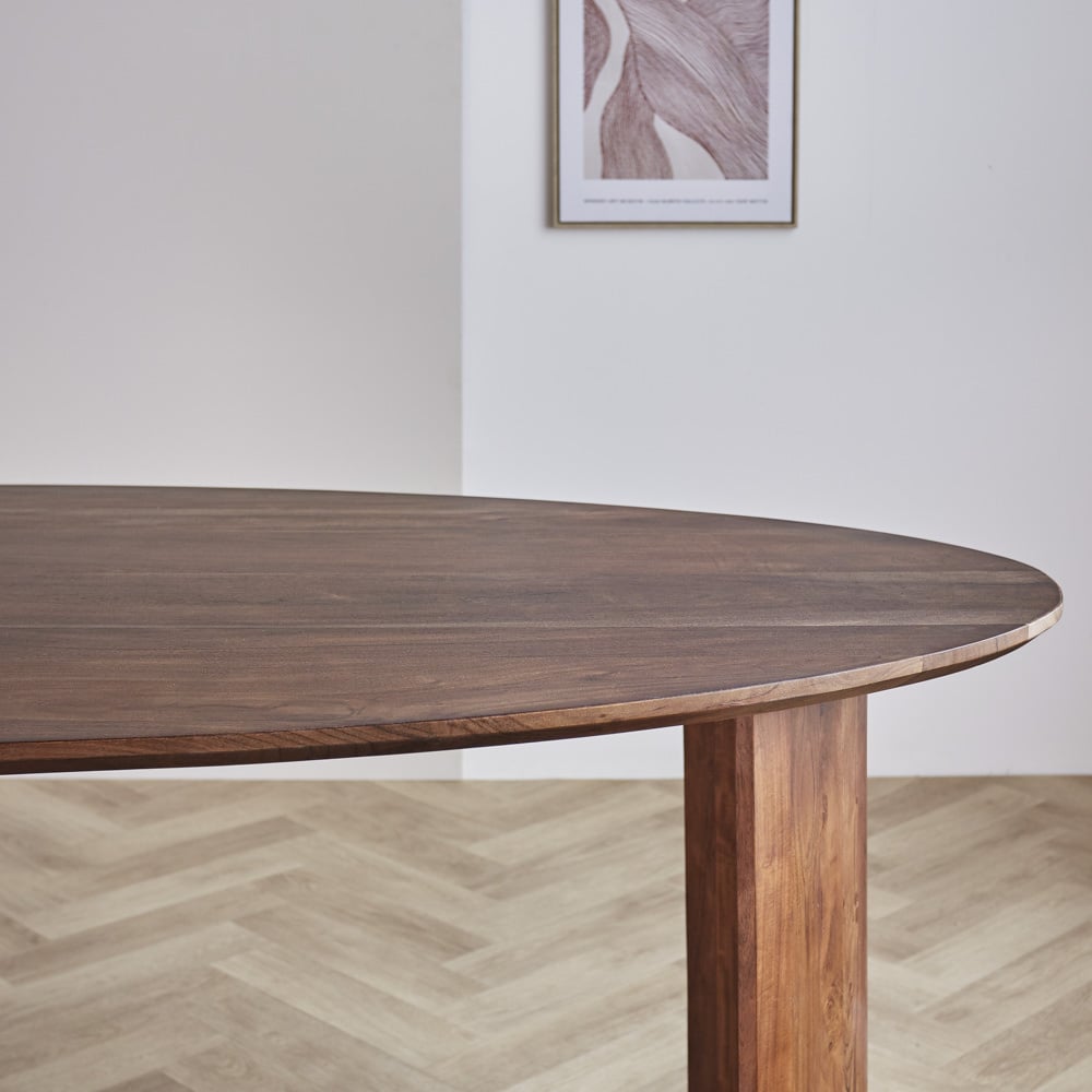 Eettafel Yves Oak Finish Dimehouse Eiken LxBxH 265x115x9 Acaciahout Sfeerfoto detail